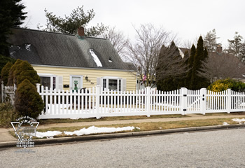 Scalloped Contemporary Picket 1